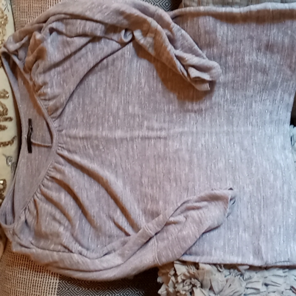 Gray/ Silver 3/4 sleeve top